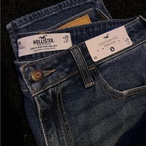 Hollister Curvy Mom Jeans